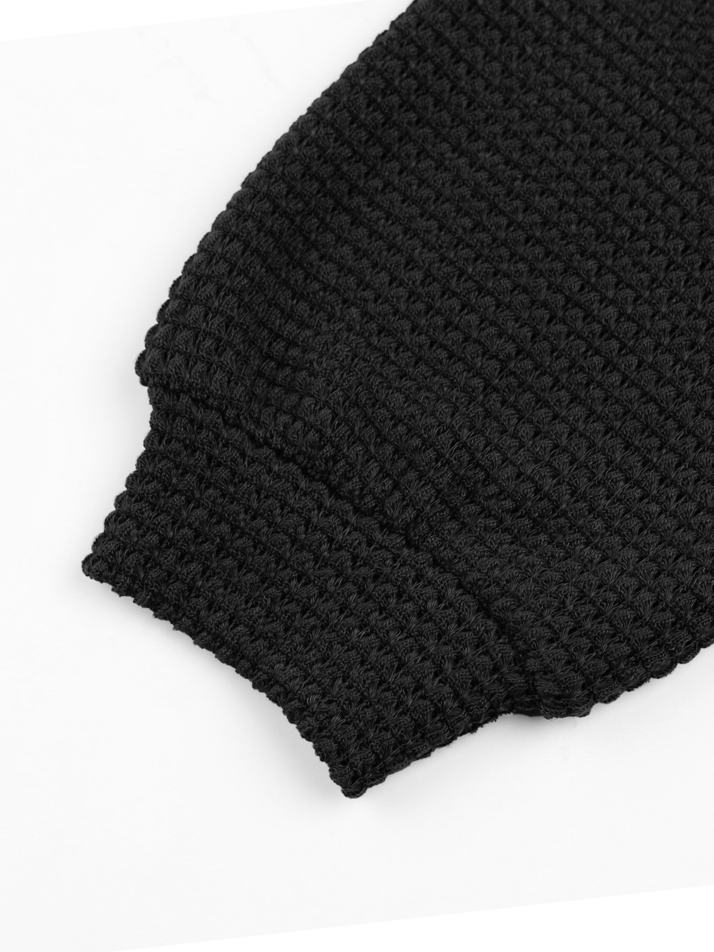 MEETWEE Sweater in Black