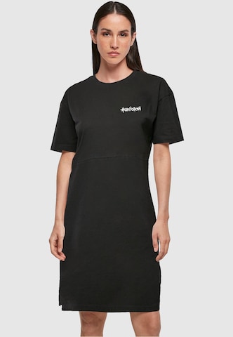 Merchcode Dress 'Unfollow' in Black: front