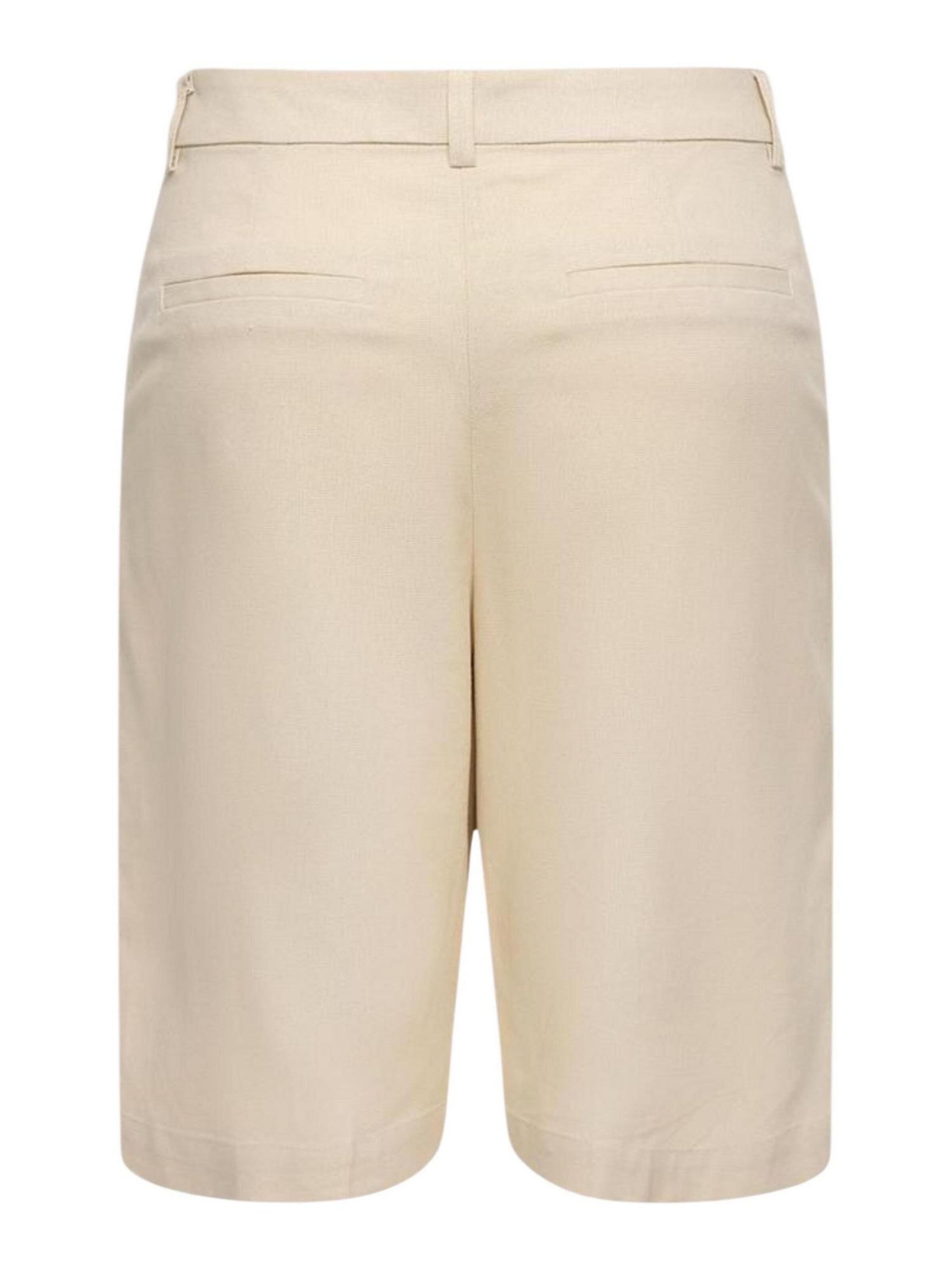 regular Pantaloni 'Jdynaomi Linen Mw Bermuda Shorts Tlr 15373939' di Jaqueline de Yong in beige
