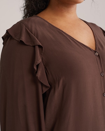 Camicia da donna di WE Fashion in marrone