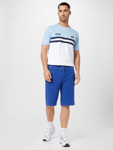 Champion Authentic Athletic Apparel Loosefit Shorts in Blau