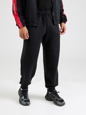 Jordan Дънки Tapered Leg Панталон в черно: отпред
