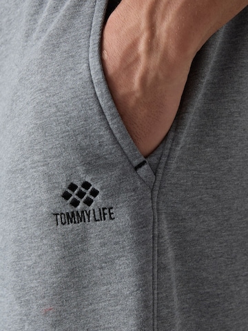 Tommy Life Wide leg Cargobroek in Grijs