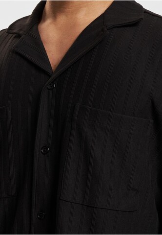 DEF - Ajuste regular Camisa 'Cali' en negro