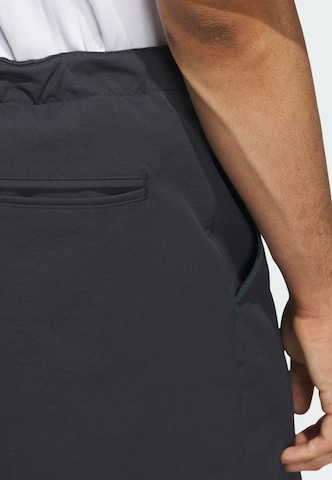 ADIDAS PERFORMANCE Loosefit Sportbroek 'Equipment' in Zwart