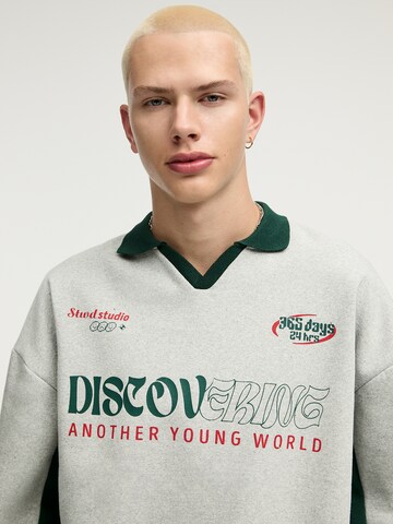 Pull&Bear Mikina – šedá