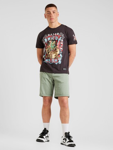 QS Regular Chino in Groen
