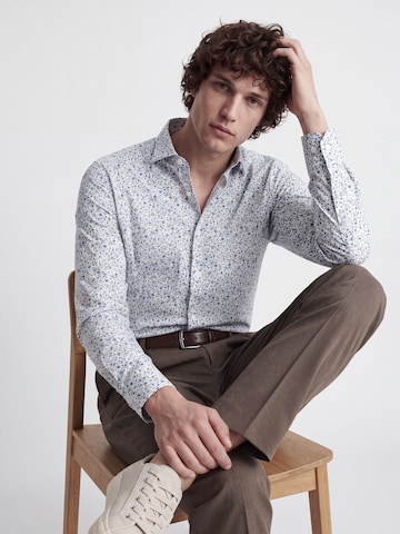 Coupe regular Chemise JACK & JONES en blanc