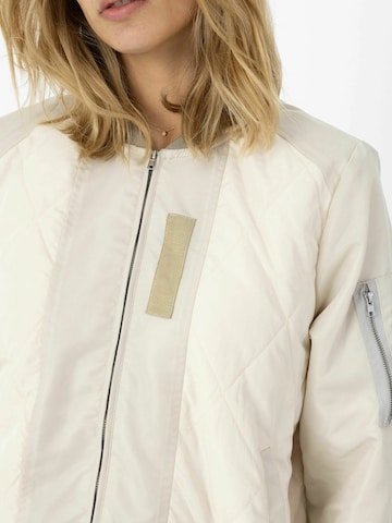 Coster Copenhagen Kurtka przejściowa ' Quilted ' w kolorze biały