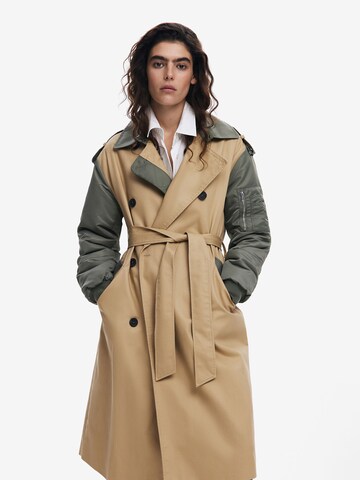 Cappotto di mezza stagione di Desigual in beige