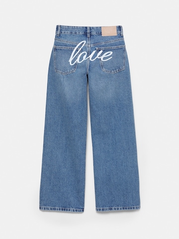 Pull&Bear Regular Jeans 'LOVE' in Blau