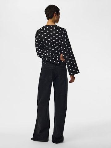 PIECES Shirt in Black