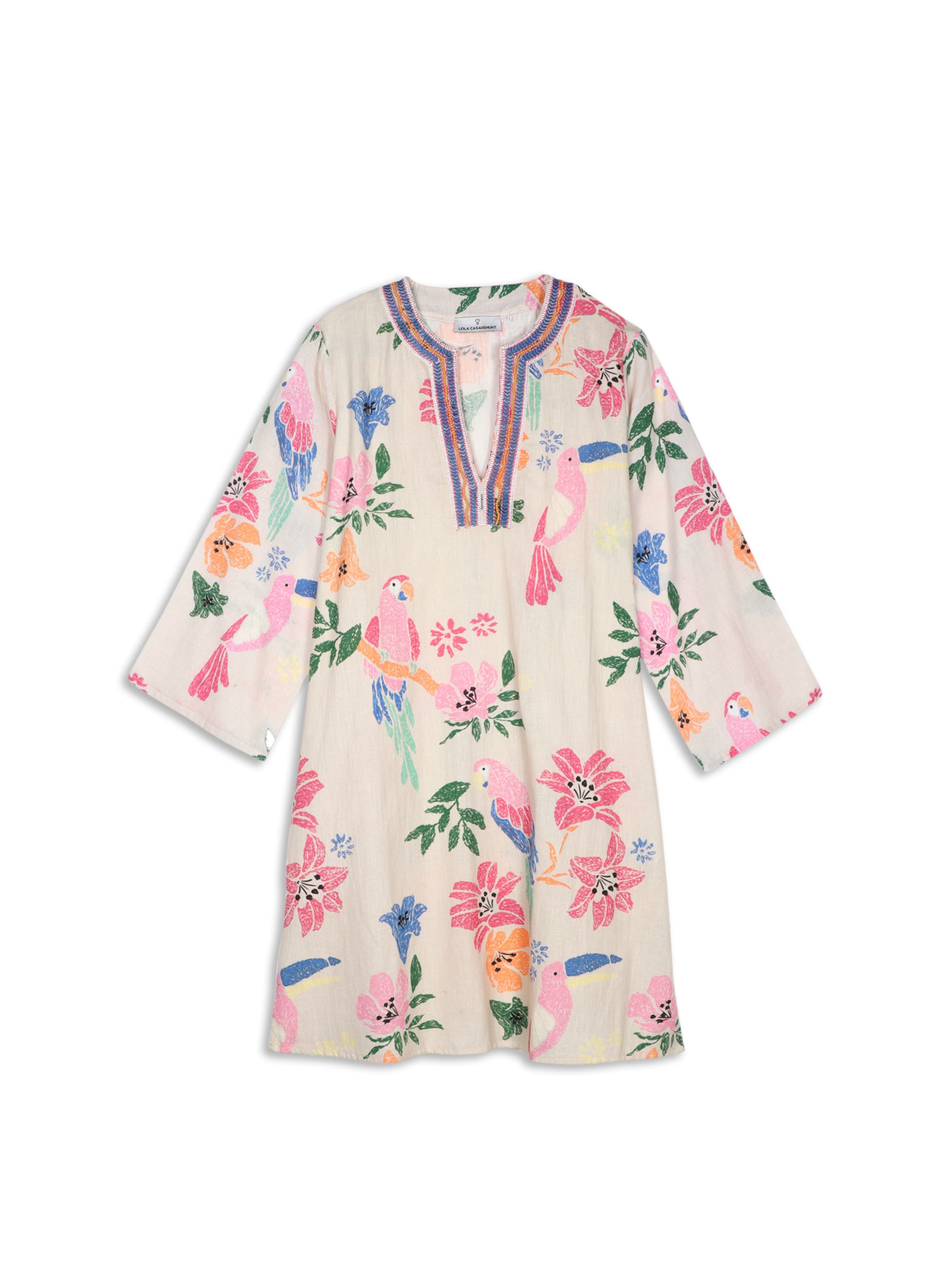Rochie de la Lola Casademunt pe bej: față