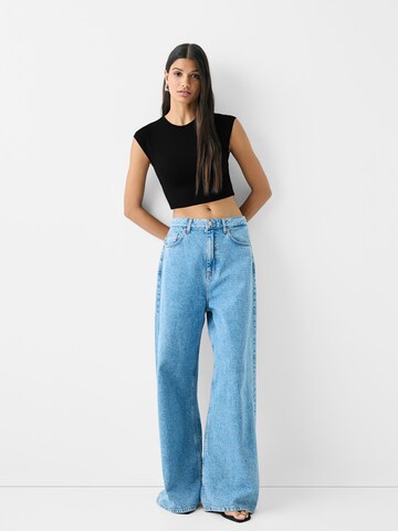 Bershka Тениска в черно