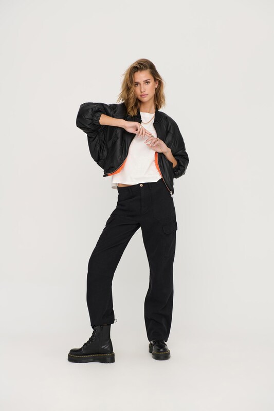 ONLY Regular Cargo Pants 'Malfy' in Black
