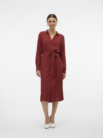 Robe-chemise 'BUMPY' VERO MODA en marron