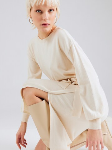 Robes en maille 'RICKY' VILA en beige