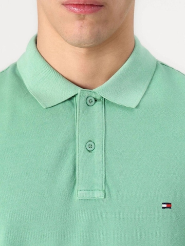 TOMMY HILFIGER - Camiseta en verde