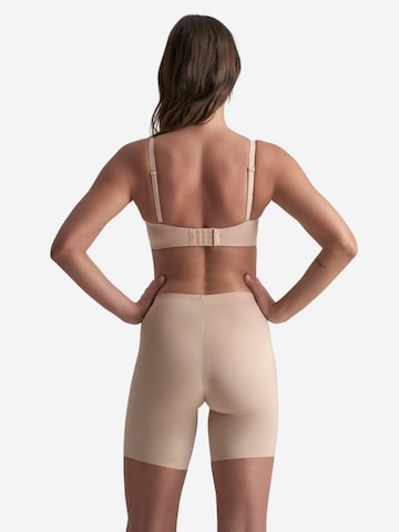Bye Bra - Pantalón moldeador 'Smooth Essentials Mid Waist Short' en beige