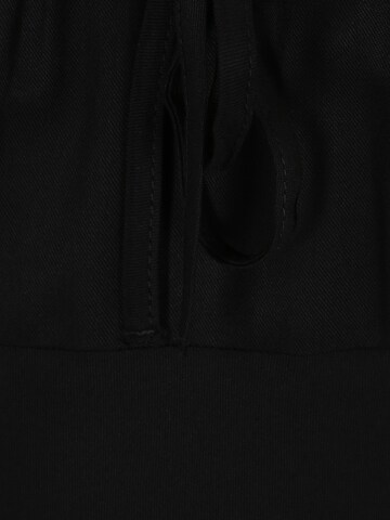 Robe 'Reece' Cotton On Petite en noir