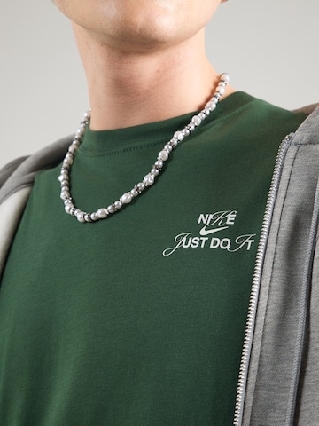 Maglietta di Nike Sportswear in verde