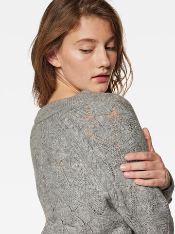 Mavi Sweater in Grey