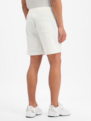 Regular Pantalon 'Fisher' BOSS en blanc
