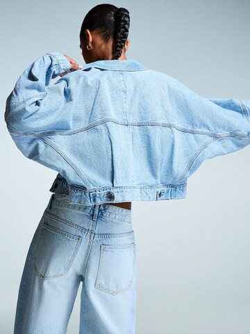 Giacca di mezza stagione di Bershka in blu
