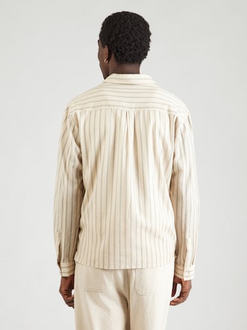 TOPMAN Comfort Fit Skjorte i grå