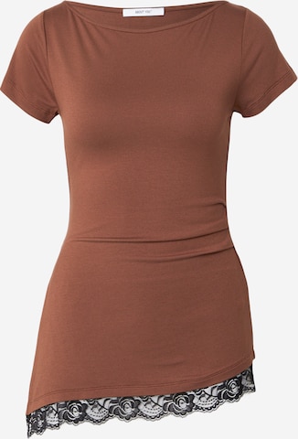 ruda ABOUT YOU Marškinėliai 'Nayeli': priekis