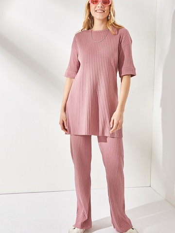 Pantalons de tailleur olalook en rose