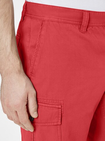 REDPOINT Regular Cargo Pants in Red