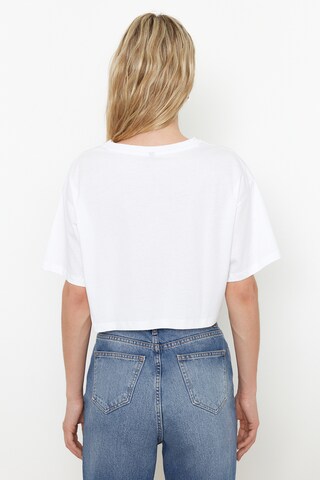 Trendyol - Camiseta en negro