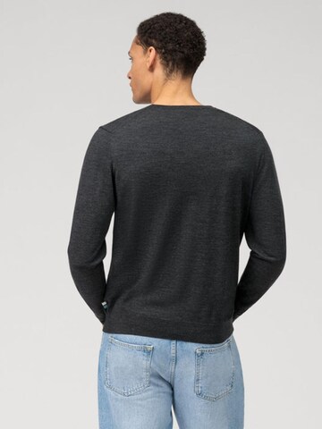 OLYMP Pullover i grå