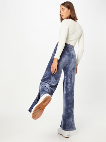 Loosefit Pantaloni 'Mina' di ABOUT YOU Limited in blu