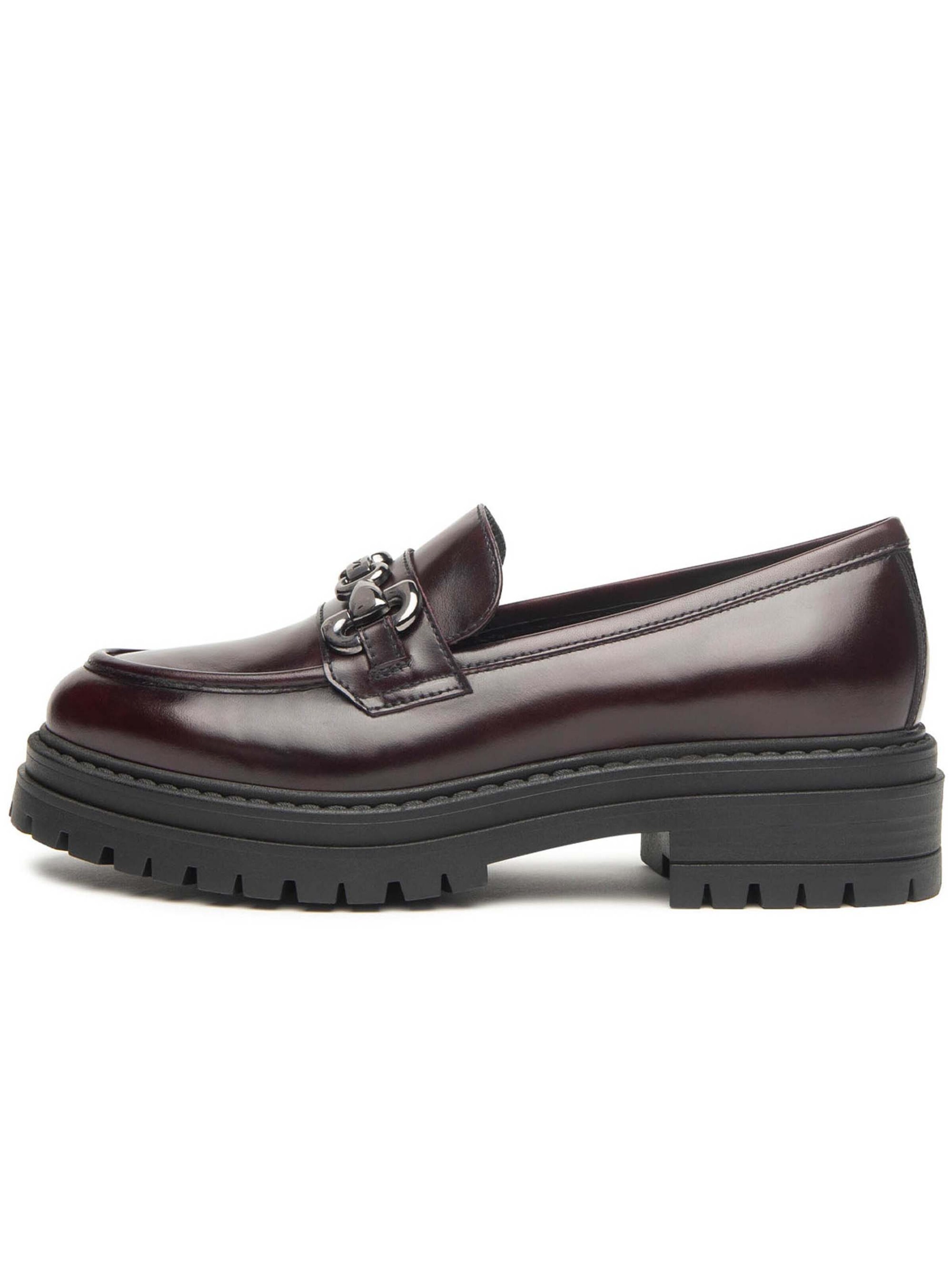 Nero Giardini Instappers 'Edge Handles Tr Folgaria 9120/009' in Rood: voorkant