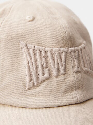 Bershka Cap in Beige