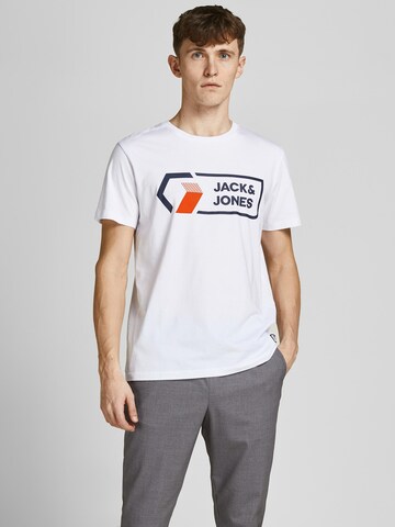 T-Shirt 'Logan' JACK & JONES en blanc : devant