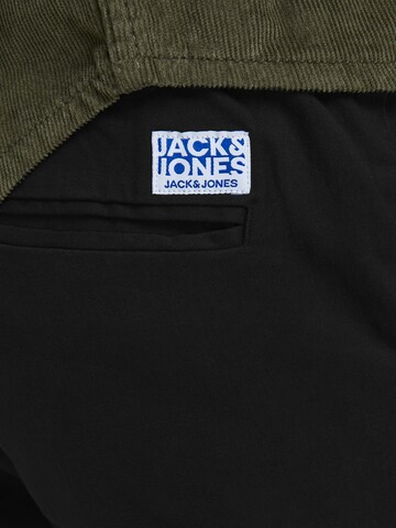 Effilé Pantalon 'Vega' Jack & Jones Junior en noir