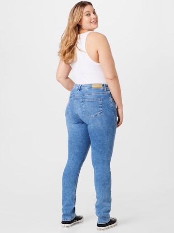 ONLY Carmakoma Regular Jeans 'Willy' in Blau