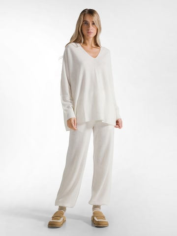 Pullover extra large di DEHA in bianco