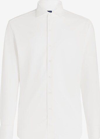 Coupe regular Chemise Boggi Milano en blanc : devant