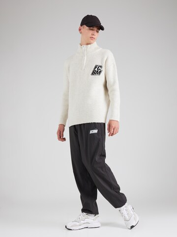 Pull-over 'Carl' FCBM en blanc