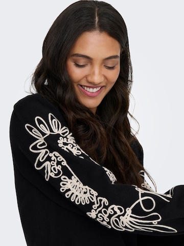 ONLY Pulóver 'ONLMagnolia' - fekete