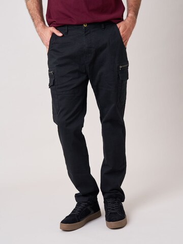 Deeluxe Regular Hose‌‌‌‌‌‌‌‌‌‌ in Schwarz