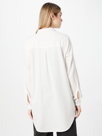 Kaffe - Blusa 'Naya' en blanco