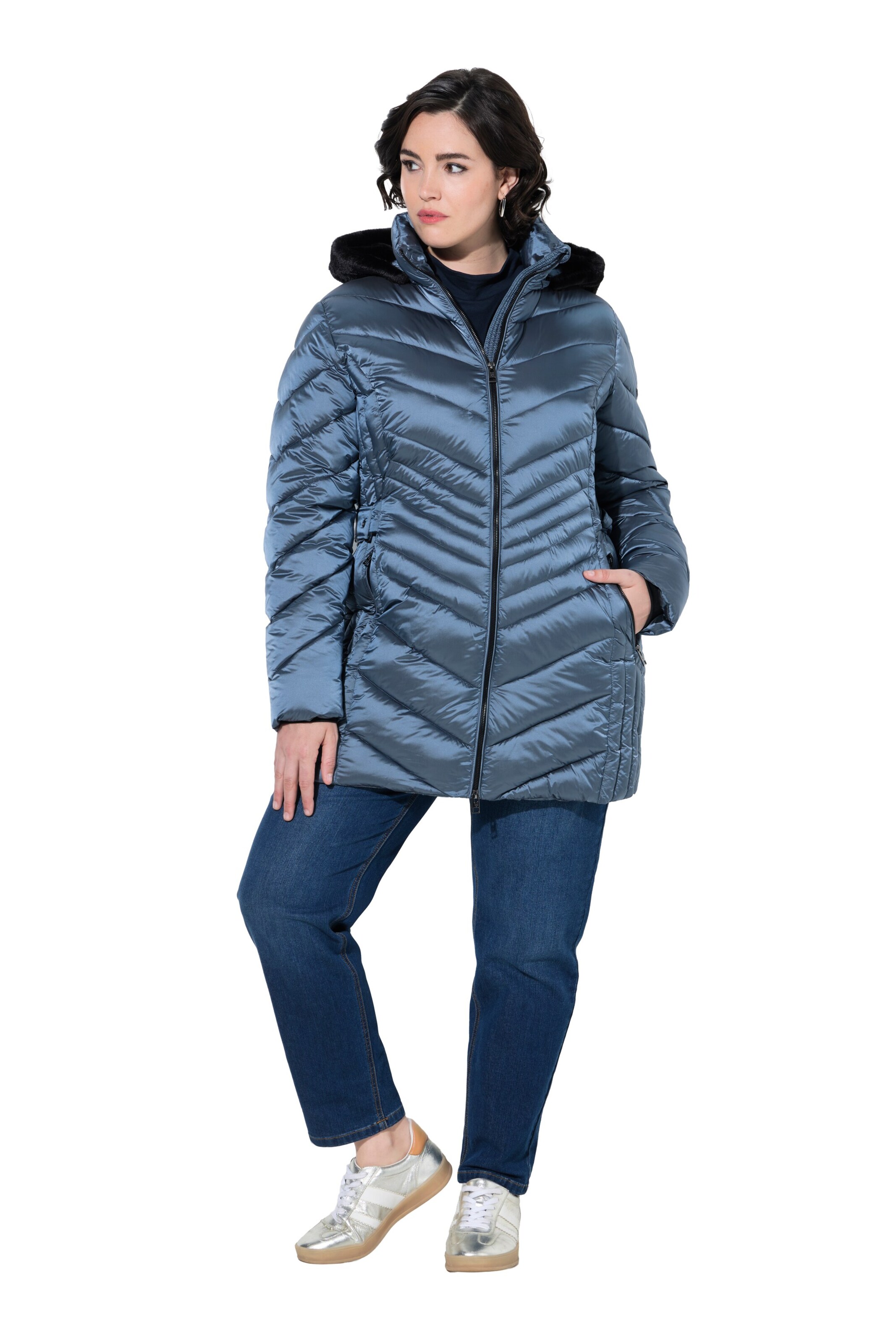 Ulla Popken Steppjacke in Blau: Vorderseite