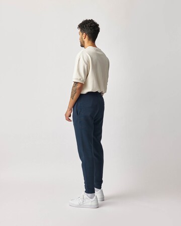 SNOCKS Tapered Sporthose in Blau