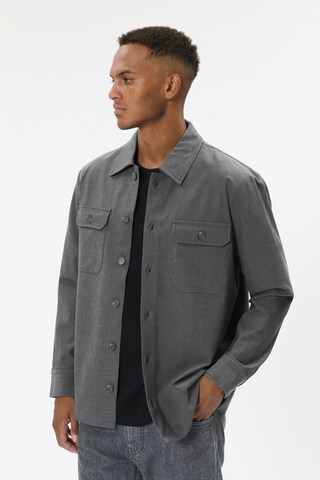 Fit confort Veste mi-saison 'MADamo' Matinique en gris : devant