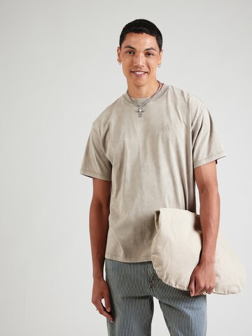 LEVI'S ® Μπλουζάκι 'Red Tab' σε γκρι: μπροστά